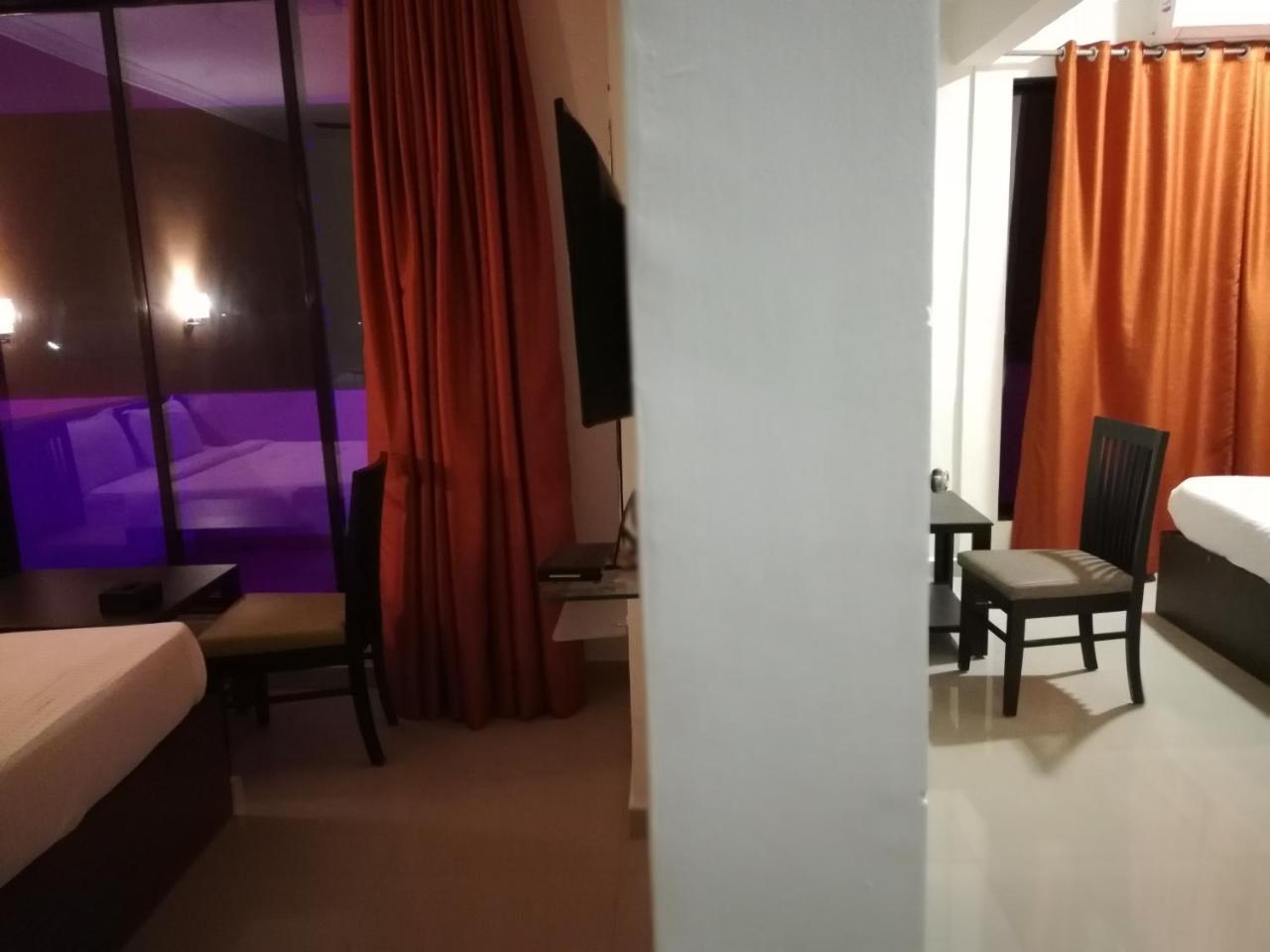 Elite Inn Lonavala Bagian luar foto